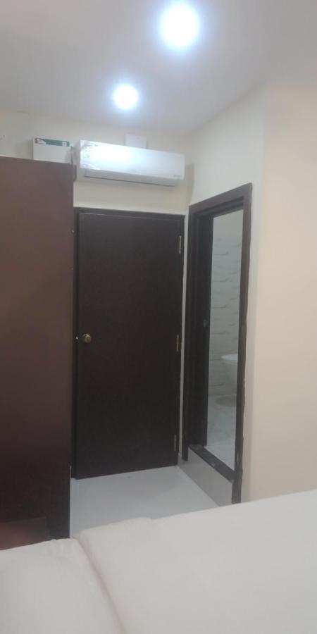 Hôtel M G Residency à Chikmagalūr Extérieur photo