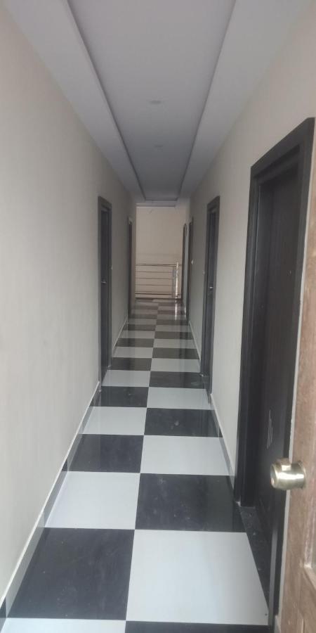 Hôtel M G Residency à Chikmagalūr Extérieur photo