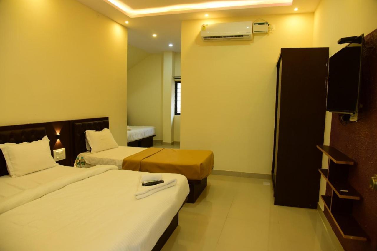 Hôtel M G Residency à Chikmagalūr Extérieur photo
