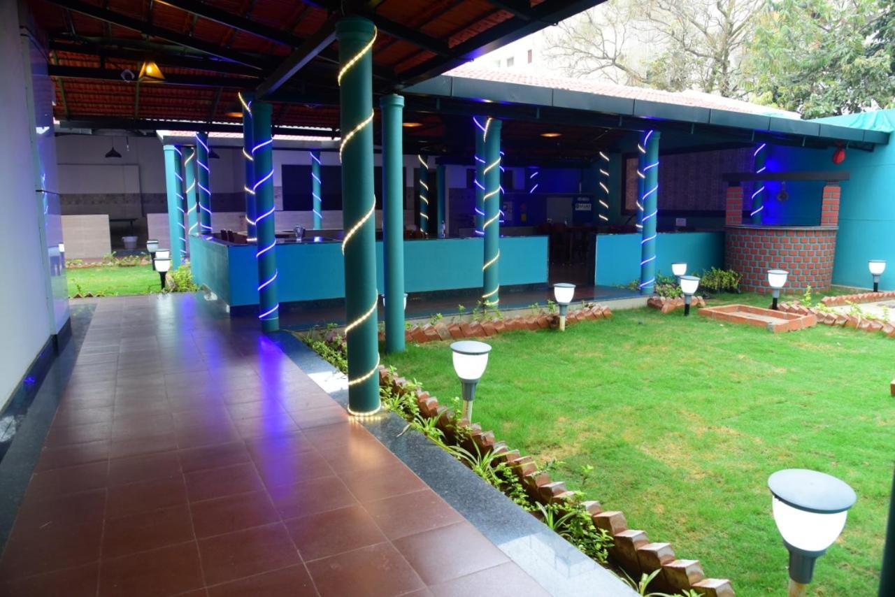 Hôtel M G Residency à Chikmagalūr Extérieur photo