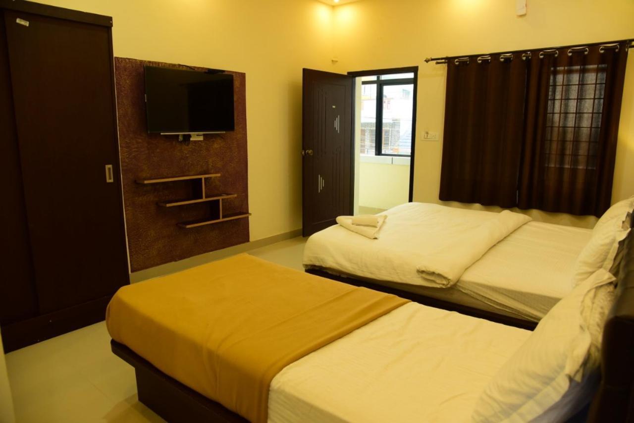 Hôtel M G Residency à Chikmagalūr Extérieur photo